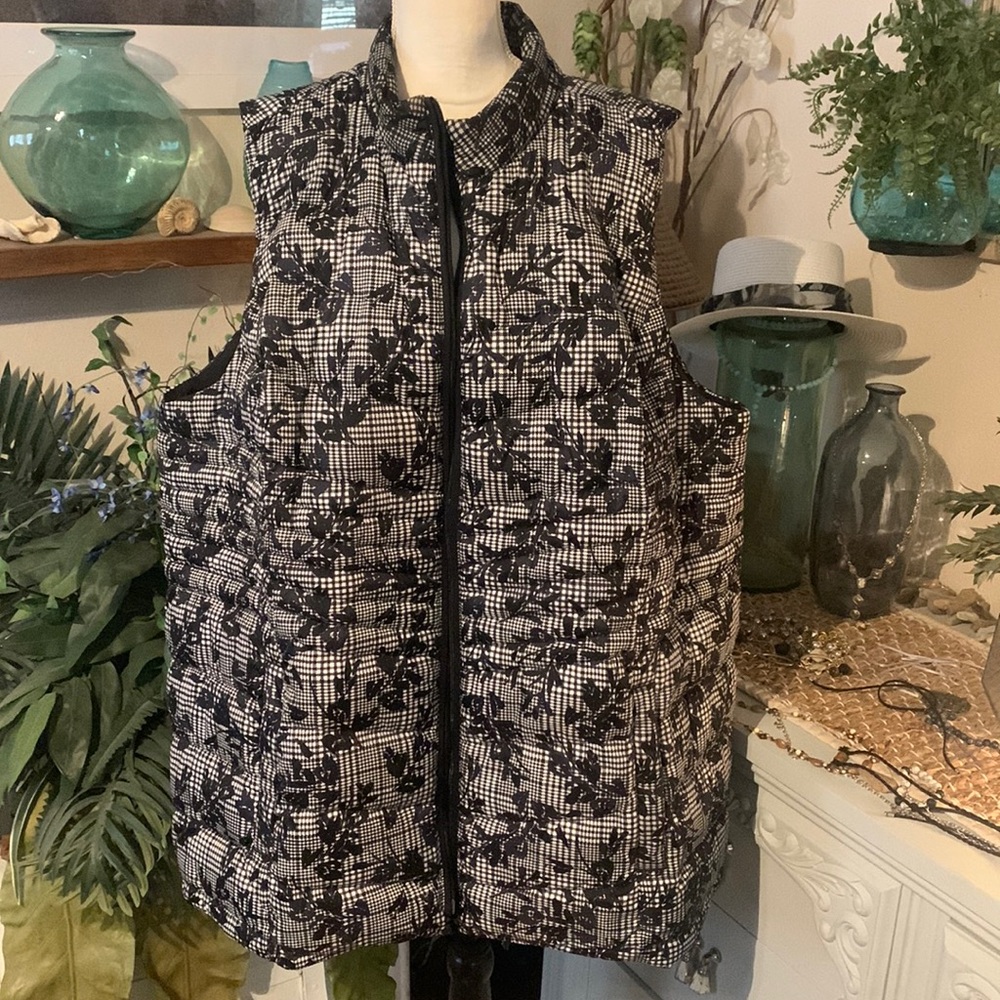 Jjill down vest size 4X